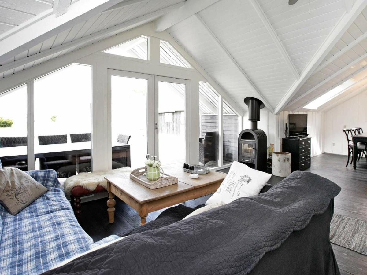 6 Person Holiday Home In Ansager Exteriör bild