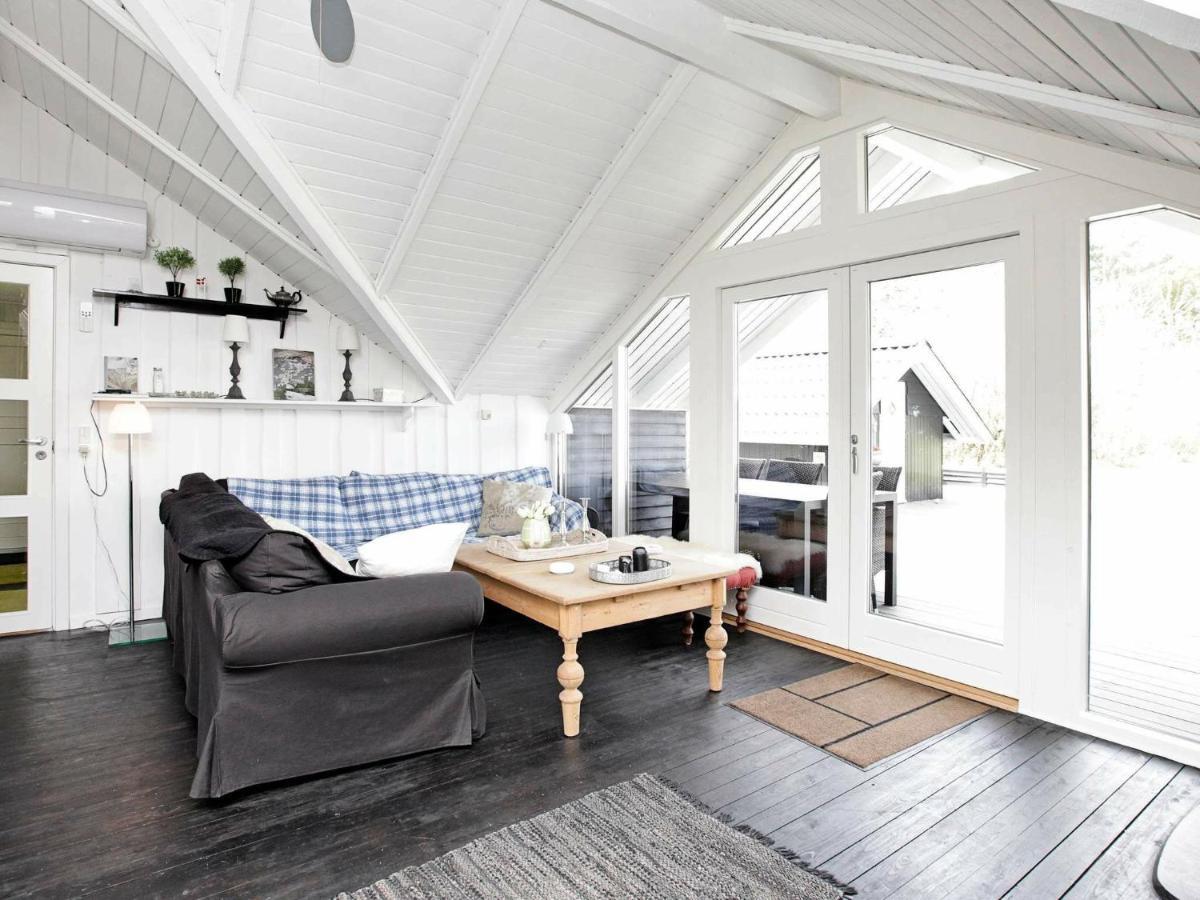 6 Person Holiday Home In Ansager Exteriör bild
