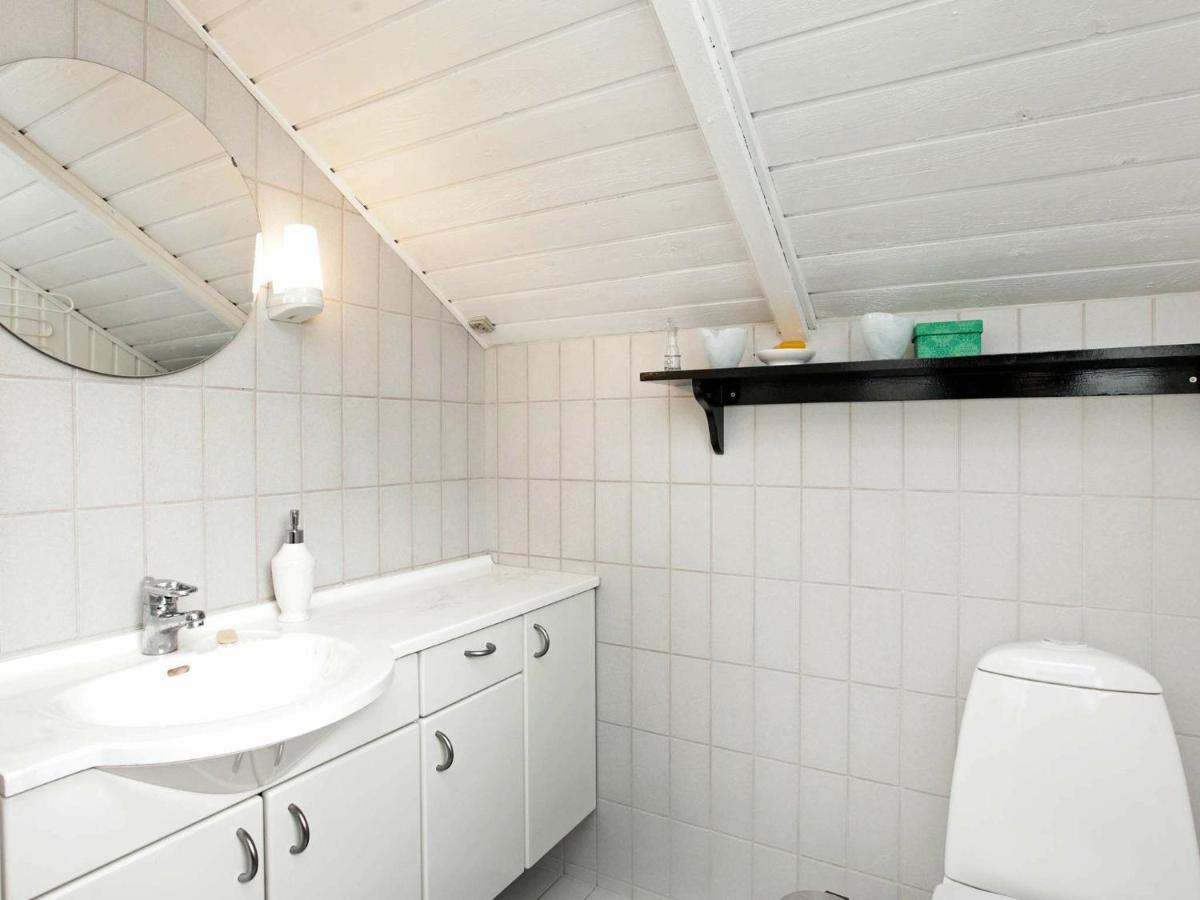 6 Person Holiday Home In Ansager Exteriör bild